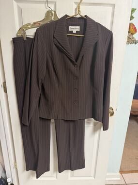 Danny Nicole Pant Suit XL Sz 18 2Pc Brown Striped Blazer Set Jacket 44w 36x27